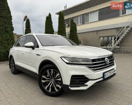 Білий Фольксваген Туарег, об'ємом двигуна 3 л та пробігом 107 тис. км за 42500 $, фото 31 на Automoto.ua