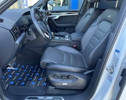 Фольксваген Туарег 2020 у Рівному на Automoto.ua Білий Фольксваген Туарег, об'ємом двигуна 3 л та пробігом 110 тис. км за 57400 $, фото 19 на Automoto.ua