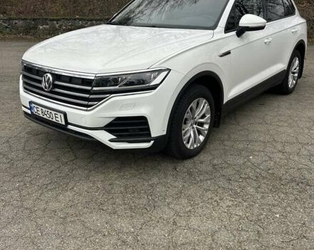 Білий Фольксваген Туарег, об'ємом двигуна 3 л та пробігом 95 тис. км за 53500 $, фото 48 на Automoto.ua