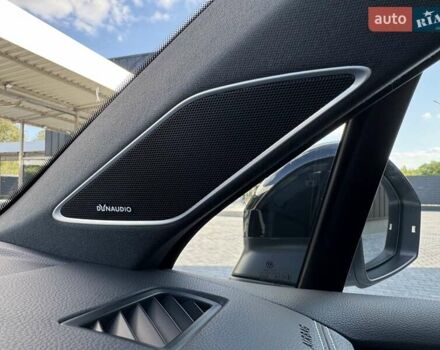 Белый Фольксваген Туарег, объемом двигателя 2.97 л и пробегом 148 тыс. км за 54500 $, фото 25 на Automoto.ua