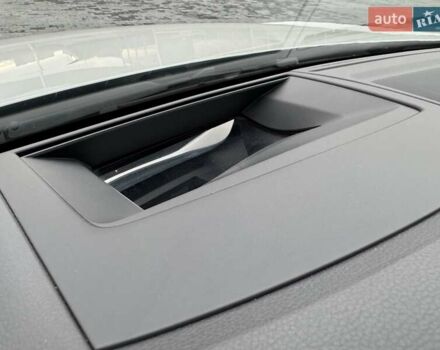 Білий Фольксваген Туарег, об'ємом двигуна 2.97 л та пробігом 148 тис. км за 53500 $, фото 29 на Automoto.ua