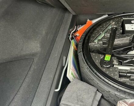 Білий Фольксваген Туарег, об'ємом двигуна 3 л та пробігом 95 тис. км за 53500 $, фото 72 на Automoto.ua