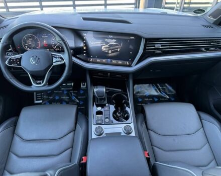 Фольксваген Туарег 2020 у Рівному на Automoto.ua Білий Фольксваген Туарег, об'ємом двигуна 3 л та пробігом 110 тис. км за 57400 $, фото 3 на Automoto.ua