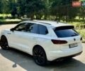 Білий Фольксваген Туарег, об'ємом двигуна 3 л та пробігом 170 тис. км за 42950 $, фото 17 на Automoto.ua