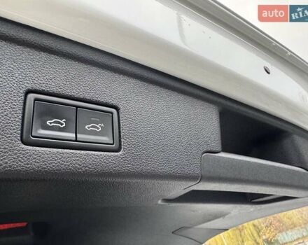 Білий Фольксваген Туарег, об'ємом двигуна 2.97 л та пробігом 148 тис. км за 53500 $, фото 35 на Automoto.ua