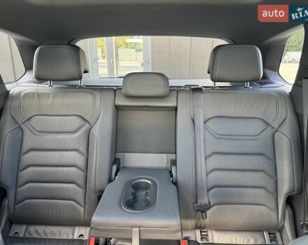 Белый Фольксваген Туарег, объемом двигателя 2.97 л и пробегом 148 тыс. км за 54500 $, фото 20 на Automoto.ua