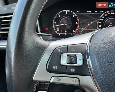 Белый Фольксваген Туарег, объемом двигателя 2.97 л и пробегом 148 тыс. км за 54500 $, фото 23 на Automoto.ua