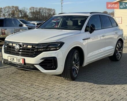 Белый Фольксваген Туарег, объемом двигателя 2.97 л и пробегом 103 тыс. км за 59500 $, фото 12 на Automoto.ua