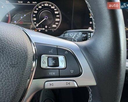 Белый Фольксваген Туарег, объемом двигателя 2.97 л и пробегом 148 тыс. км за 54500 $, фото 24 на Automoto.ua