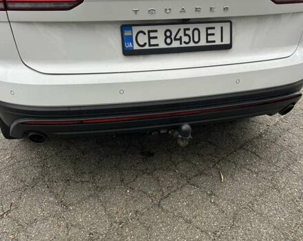 Білий Фольксваген Туарег, об'ємом двигуна 3 л та пробігом 95 тис. км за 53500 $, фото 33 на Automoto.ua