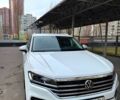 Білий Фольксваген Туарег, об'ємом двигуна 30 л та пробігом 72 тис. км за 45000 $, фото 7 на Automoto.ua