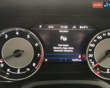 Белый Фольксваген Туарег, объемом двигателя 3 л и пробегом 44 тыс. км за 47000 $, фото 20 на Automoto.ua