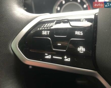 Белый Фольксваген Туарег, объемом двигателя 3 л и пробегом 44 тыс. км за 47000 $, фото 27 на Automoto.ua