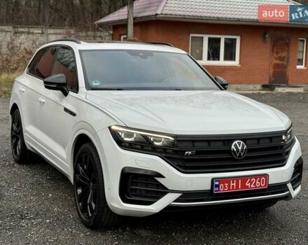 Белый Фольксваген Туарег, объемом двигателя 2.97 л и пробегом 90 тыс. км за 59989 $, фото 10 на Automoto.ua