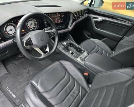 Белый Фольксваген Туарег, объемом двигателя 2.97 л и пробегом 48 тыс. км за 48999 $, фото 11 на Automoto.ua