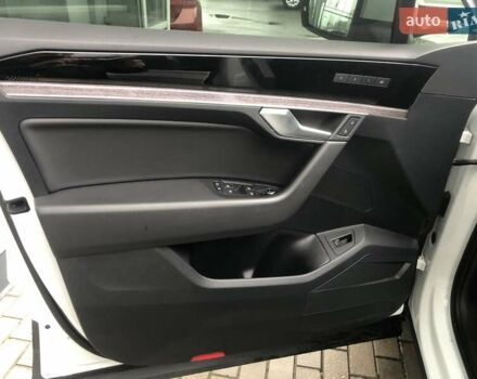 Белый Фольксваген Туарег, объемом двигателя 3 л и пробегом 44 тыс. км за 47000 $, фото 7 на Automoto.ua