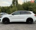 Білий Фольксваген Туарег, об'ємом двигуна 2.97 л та пробігом 90 тис. км за 61777 $, фото 3 на Automoto.ua