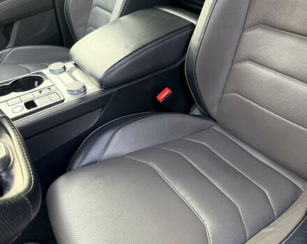 Белый Фольксваген Туарег, объемом двигателя 2.97 л и пробегом 208 тыс. км за 49900 $, фото 10 на Automoto.ua