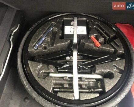 Белый Фольксваген Туарег, объемом двигателя 3 л и пробегом 44 тыс. км за 47000 $, фото 39 на Automoto.ua