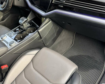 Белый Фольксваген Туарег, объемом двигателя 2.97 л и пробегом 208 тыс. км за 49900 $, фото 7 на Automoto.ua