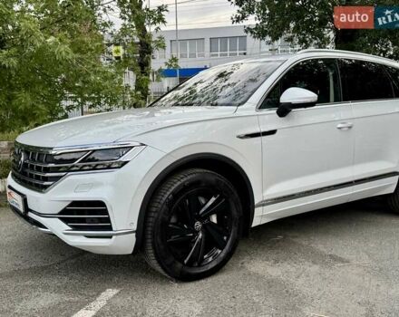 Белый Фольксваген Туарег, объемом двигателя 2.99 л и пробегом 40 тыс. км за 64990 $, фото 4 на Automoto.ua