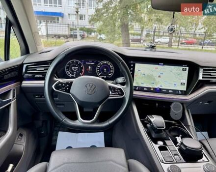 Белый Фольксваген Туарег, объемом двигателя 2.99 л и пробегом 40 тыс. км за 64990 $, фото 34 на Automoto.ua