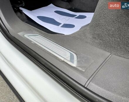 Белый Фольксваген Туарег, объемом двигателя 2.99 л и пробегом 40 тыс. км за 64990 $, фото 37 на Automoto.ua