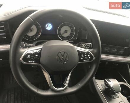 Белый Фольксваген Туарег, объемом двигателя 3 л и пробегом 44 тыс. км за 47000 $, фото 12 на Automoto.ua