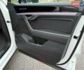 Білий Фольксваген Туарег, об'ємом двигуна 2.97 л та пробігом 90 тис. км за 61777 $, фото 42 на Automoto.ua