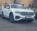 Білий Фольксваген Туарег, об'ємом двигуна 2.97 л та пробігом 17 тис. км за 65500 $, фото 1 на Automoto.ua