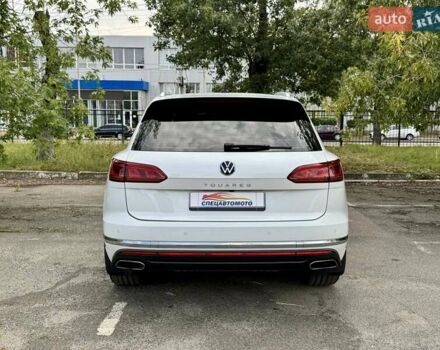 Белый Фольксваген Туарег, объемом двигателя 2.99 л и пробегом 40 тыс. км за 64990 $, фото 14 на Automoto.ua