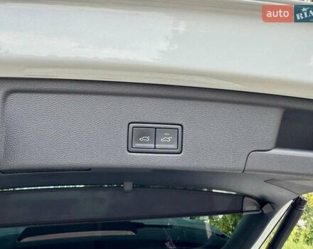 Белый Фольксваген Туарег, объемом двигателя 2.99 л и пробегом 40 тыс. км за 64990 $, фото 40 на Automoto.ua