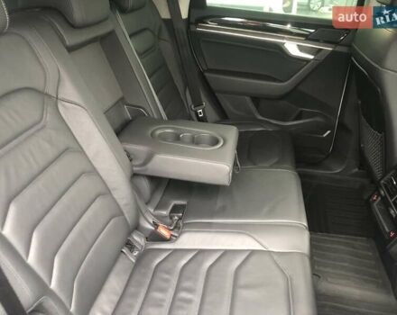 Белый Фольксваген Туарег, объемом двигателя 3 л и пробегом 44 тыс. км за 47000 $, фото 34 на Automoto.ua