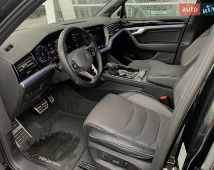 Білий Фольксваген Туарег, об'ємом двигуна 2.99 л та пробігом 88 тис. км за 64000 $, фото 8 на Automoto.ua