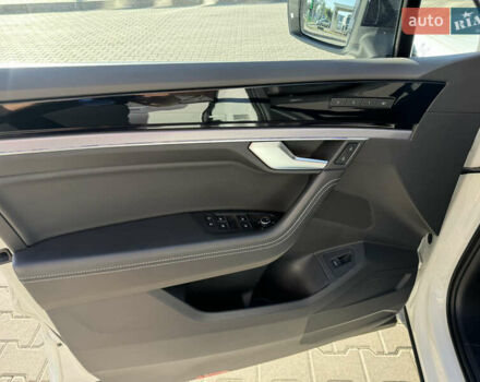 Белый Фольксваген Туарег, объемом двигателя 2.97 л и пробегом 138 тыс. км за 63000 $, фото 12 на Automoto.ua