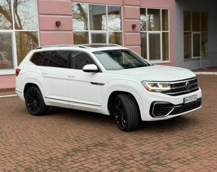 Білий Фольксваген Туарег, об'ємом двигуна 3.6 л та пробігом 61 тис. км за 33700 $, фото 2 на Automoto.ua