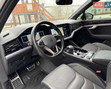 Белый Фольксваген Туарег, объемом двигателя 3 л и пробегом 63 тыс. км за 62999 $, фото 13 на Automoto.ua