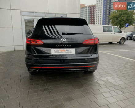 Білий Фольксваген Туарег, об'ємом двигуна 2.99 л та пробігом 88 тис. км за 64000 $, фото 5 на Automoto.ua