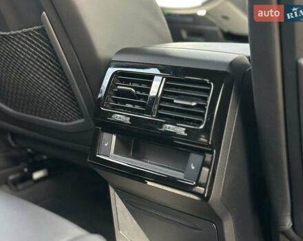 Білий Фольксваген Туарег, об'ємом двигуна 2.99 л та пробігом 26 тис. км за 69999 $, фото 23 на Automoto.ua