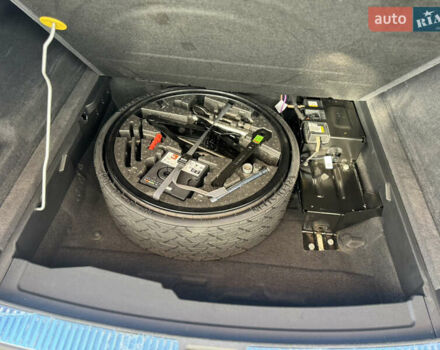 Белый Фольксваген Туарег, объемом двигателя 2.97 л и пробегом 135 тыс. км за 65700 $, фото 33 на Automoto.ua