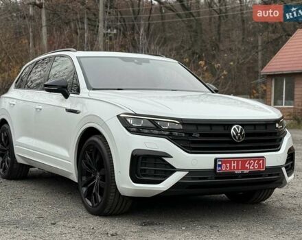 Белый Фольксваген Туарег, объемом двигателя 2.97 л и пробегом 131 тыс. км за 59979 $, фото 19 на Automoto.ua