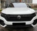 Білий Фольксваген Туарег, об'ємом двигуна 3 л та пробігом 63 тис. км за 62999 $, фото 4 на Automoto.ua