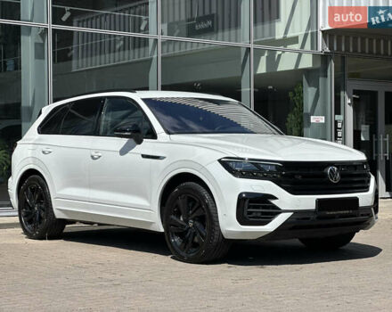 Білий Фольксваген Туарег, об'ємом двигуна 2.99 л та пробігом 26 тис. км за 69999 $, фото 5 на Automoto.ua