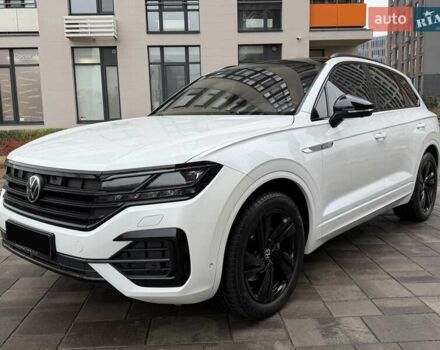 Белый Фольксваген Туарег, объемом двигателя 3 л и пробегом 63 тыс. км за 62999 $, фото 11 на Automoto.ua