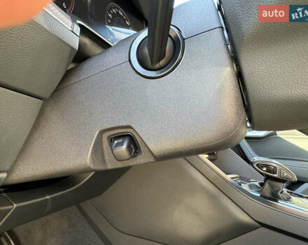 Белый Фольксваген Туарег, объемом двигателя 2.97 л и пробегом 138 тыс. км за 63000 $, фото 36 на Automoto.ua