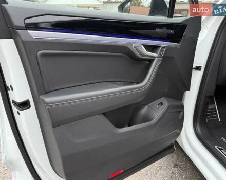 Белый Фольксваген Туарег, объемом двигателя 2.97 л и пробегом 131 тыс. км за 59979 $, фото 15 на Automoto.ua