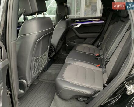 Білий Фольксваген Туарег, об'ємом двигуна 2.99 л та пробігом 88 тис. км за 64000 $, фото 9 на Automoto.ua