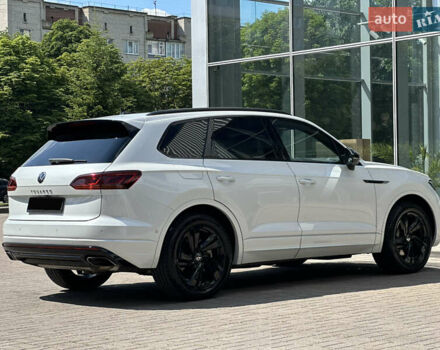 Білий Фольксваген Туарег, об'ємом двигуна 2.99 л та пробігом 26 тис. км за 69999 $, фото 11 на Automoto.ua