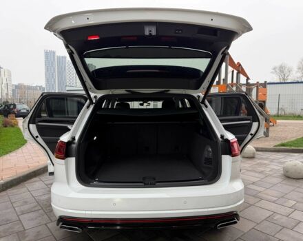 Білий Фольксваген Туарег, об'ємом двигуна 3 л та пробігом 63 тис. км за 62999 $, фото 22 на Automoto.ua