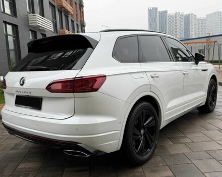 Білий Фольксваген Туарег, об'ємом двигуна 3 л та пробігом 63 тис. км за 62999 $, фото 7 на Automoto.ua